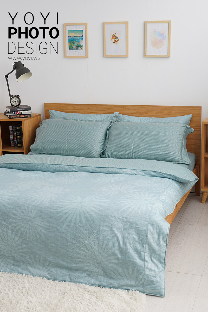 寢具商品攝影｜藍色調居家涼被床包組模特兒放鬆情境攝影 39