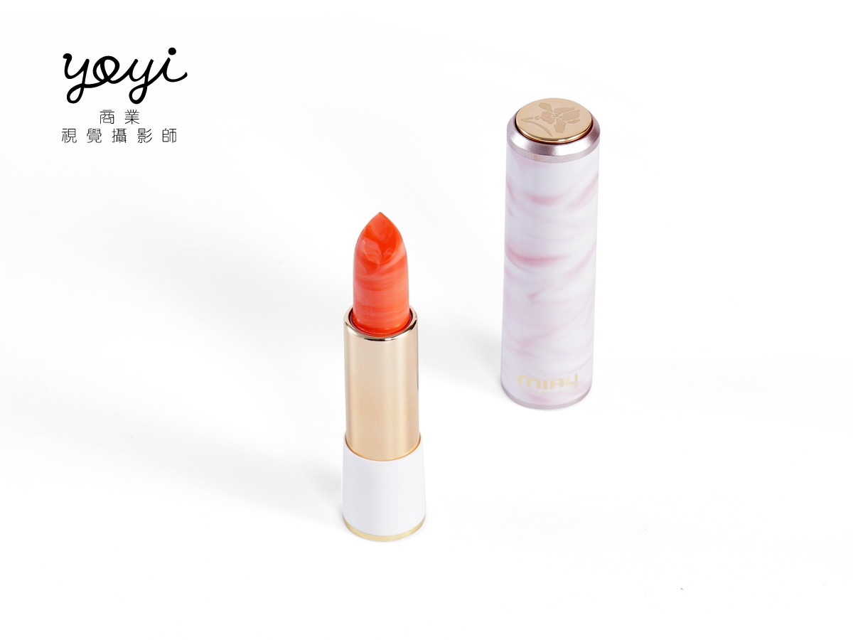 口紅攝影｜多色繽紛口紅與浪漫花卉佈置美感攝影 19