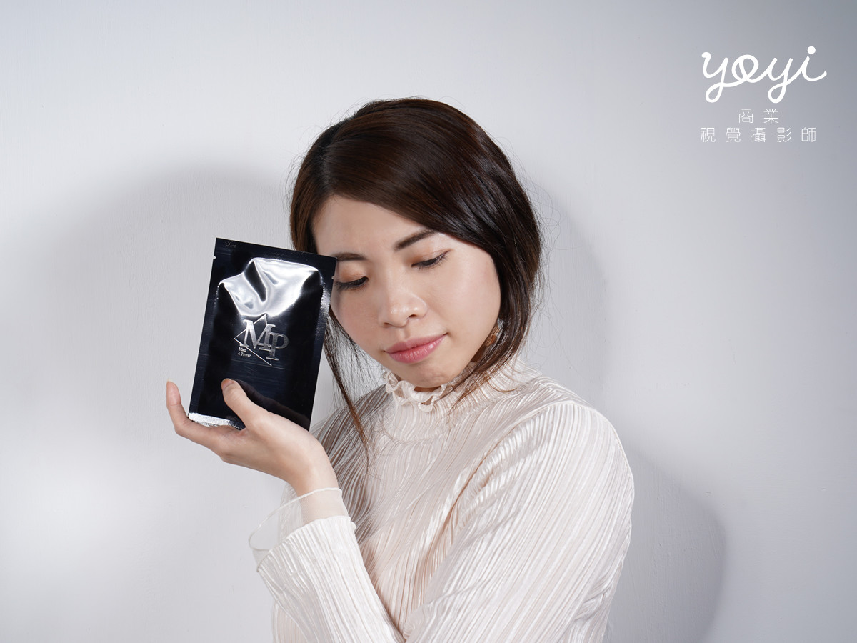 面膜攝影｜黑系極簡面膜包裝設計與專業視覺攝影 13