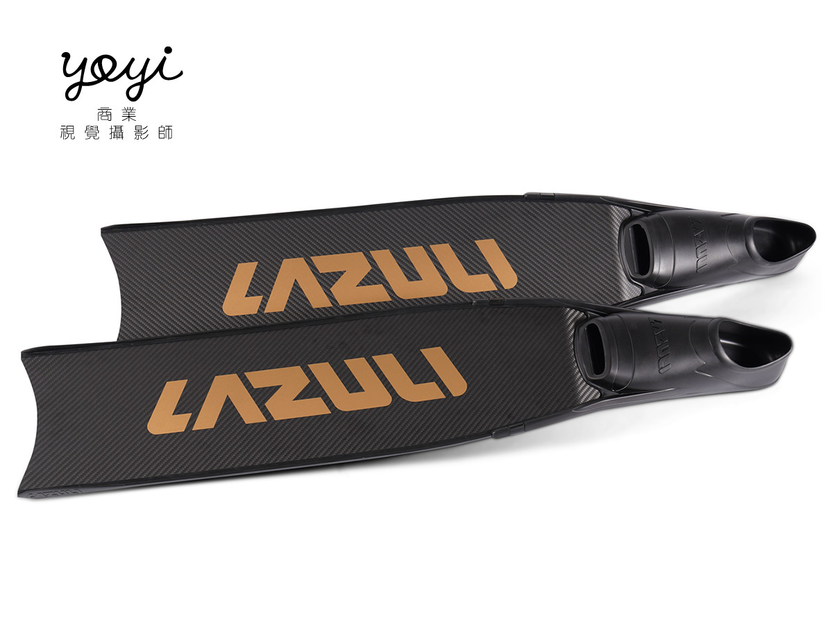 運動用品攝影與露營拍攝 - Chinook睡袋、HCG蛙鞋與瑜珈實例 | 優奕數位 32 HCG專業潛水蛙鞋攝影,碳纖維紋理與流線造型拍攝