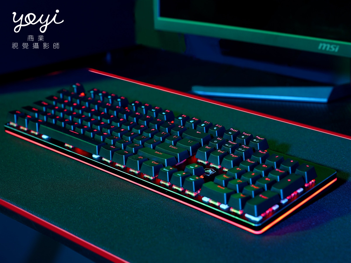 電競椅攝影｜賽博龐克風電競椅與 RGB 霓虹光影情境攝影 79