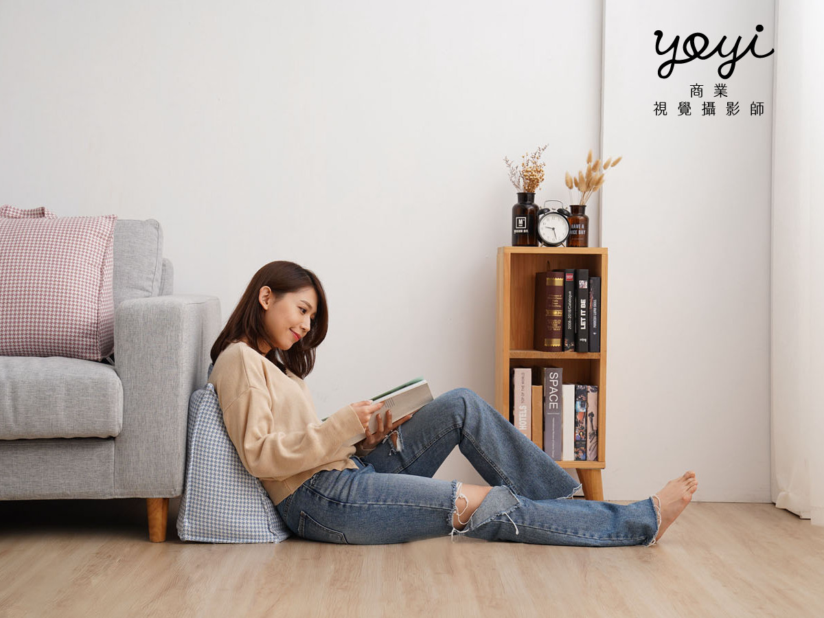 靠枕商品攝影｜居家生活感灰色機能靠枕與抱枕情境攝影 29