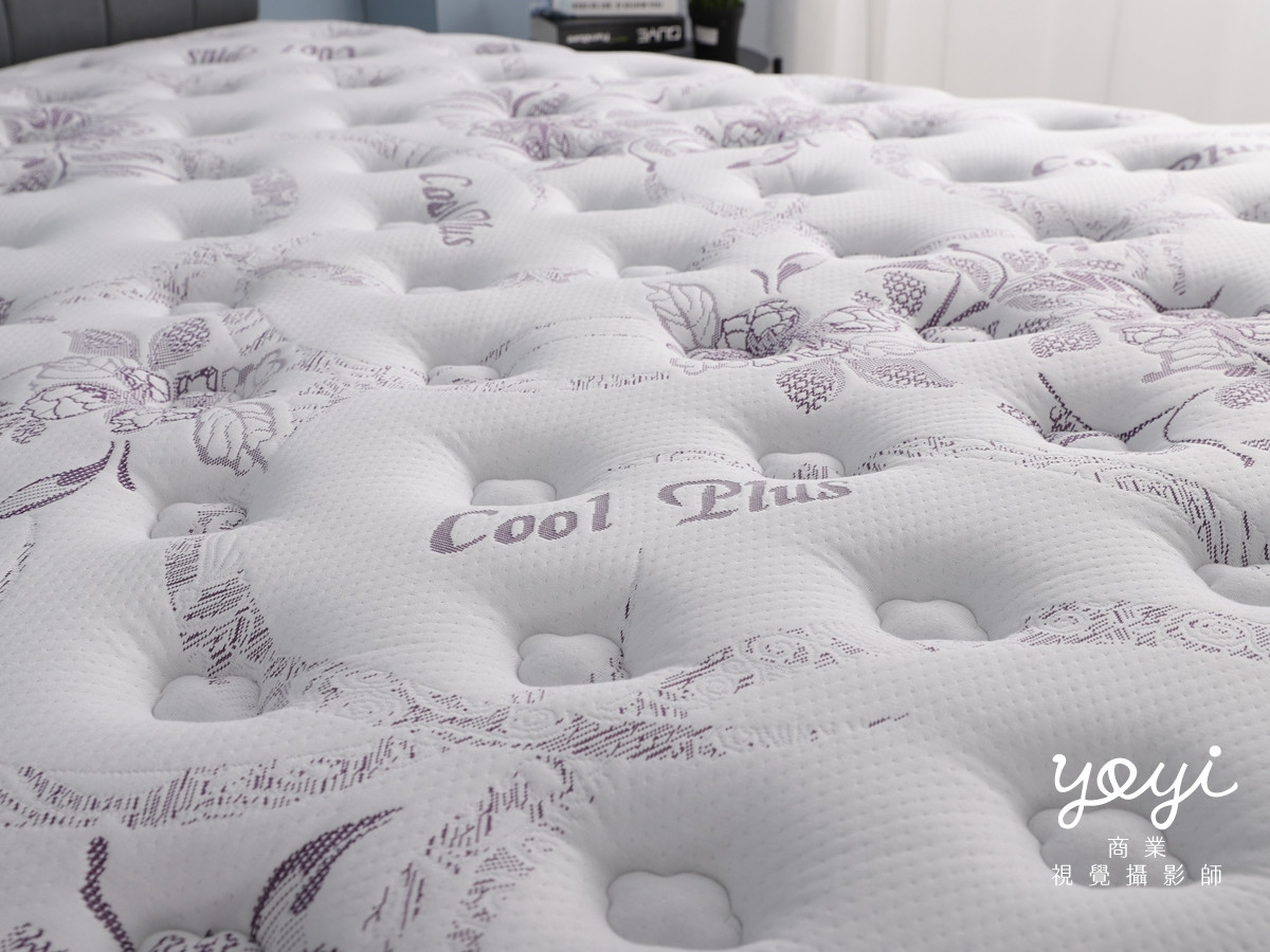床墊商品攝影｜現代風灰色布質床架與機能床墊居家情境攝影 13