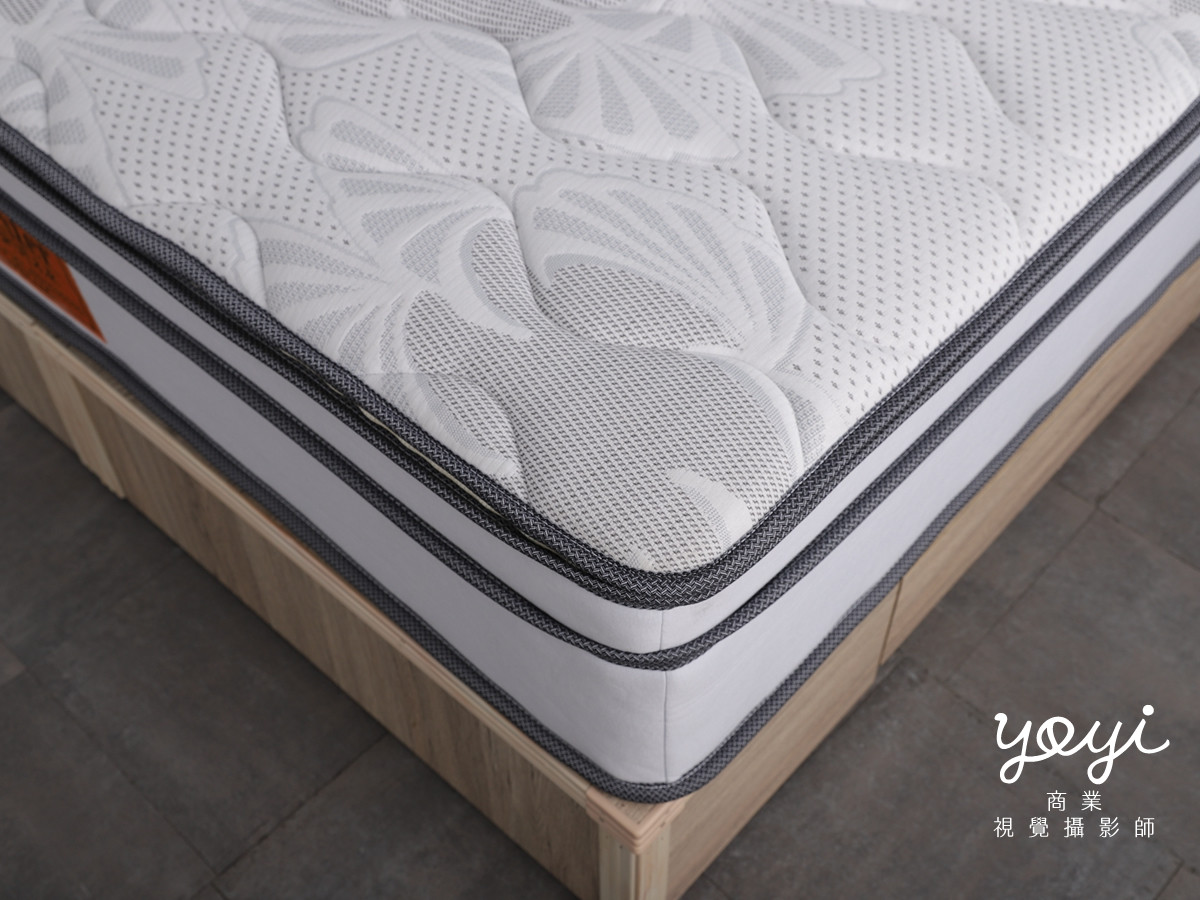 床墊商品攝影｜現代風灰色布質床架與機能床墊居家情境攝影 59