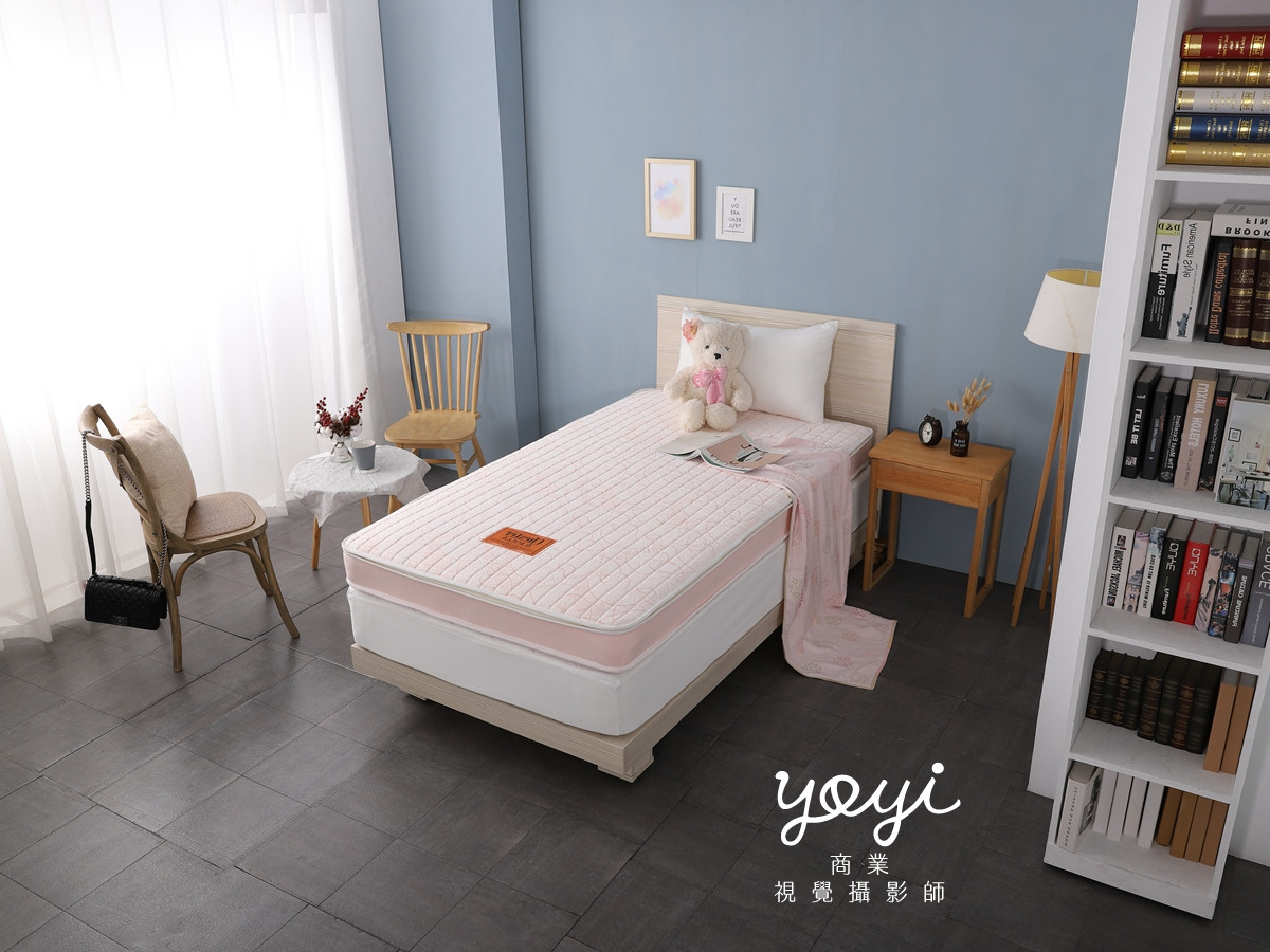 床墊商品攝影｜現代風灰色布質床架與機能床墊居家情境攝影 99