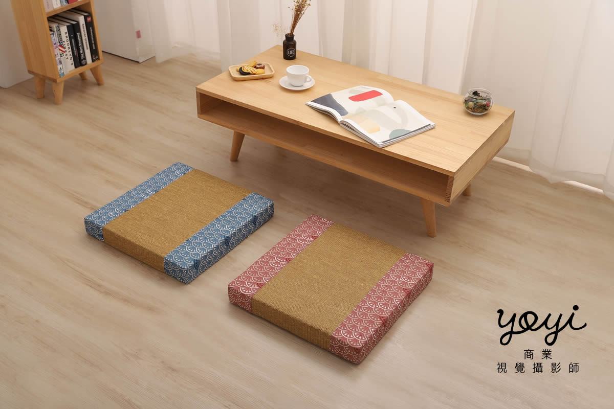 靠枕商品攝影｜舒適機能靠枕與模特兒放鬆居家情境攝影 139