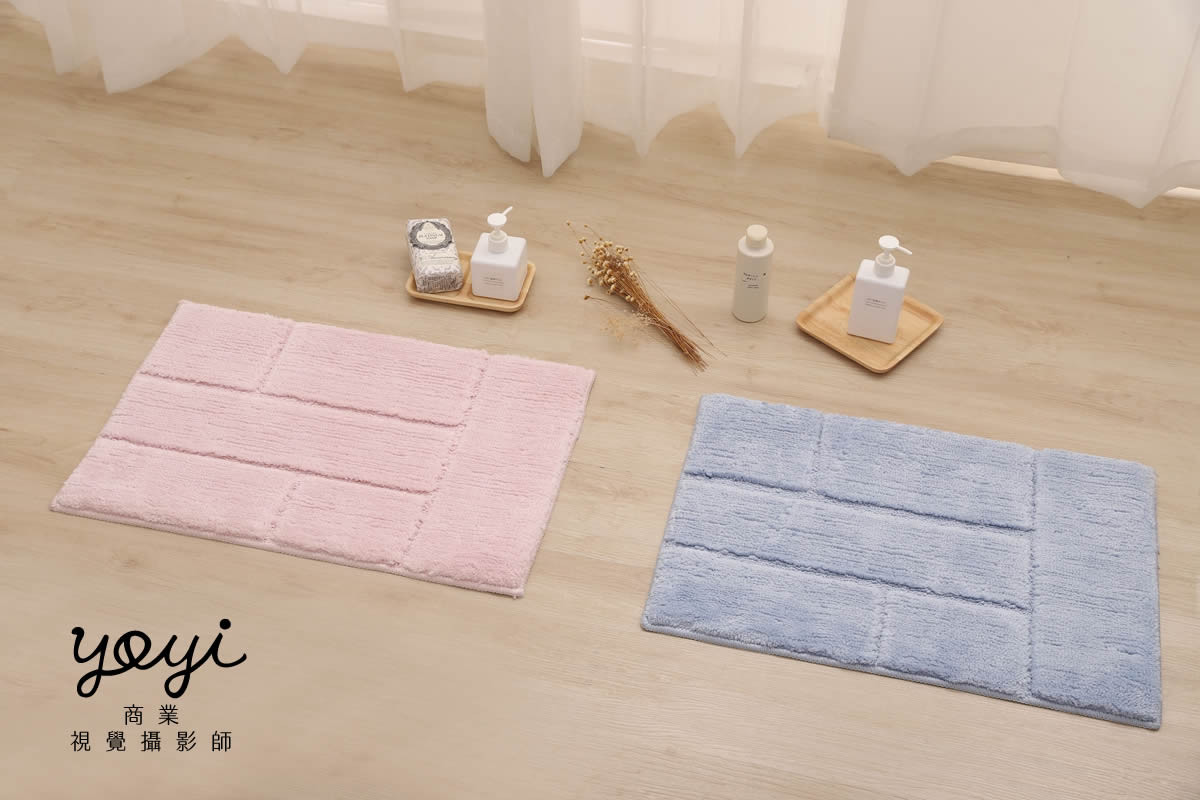 靠枕商品攝影｜舒適機能靠枕與模特兒放鬆居家情境攝影 169