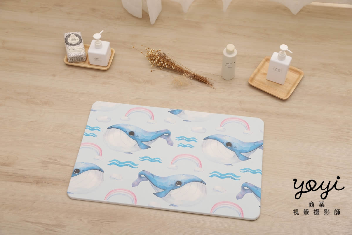 靠枕商品攝影｜舒適機能靠枕與模特兒放鬆居家情境攝影 187