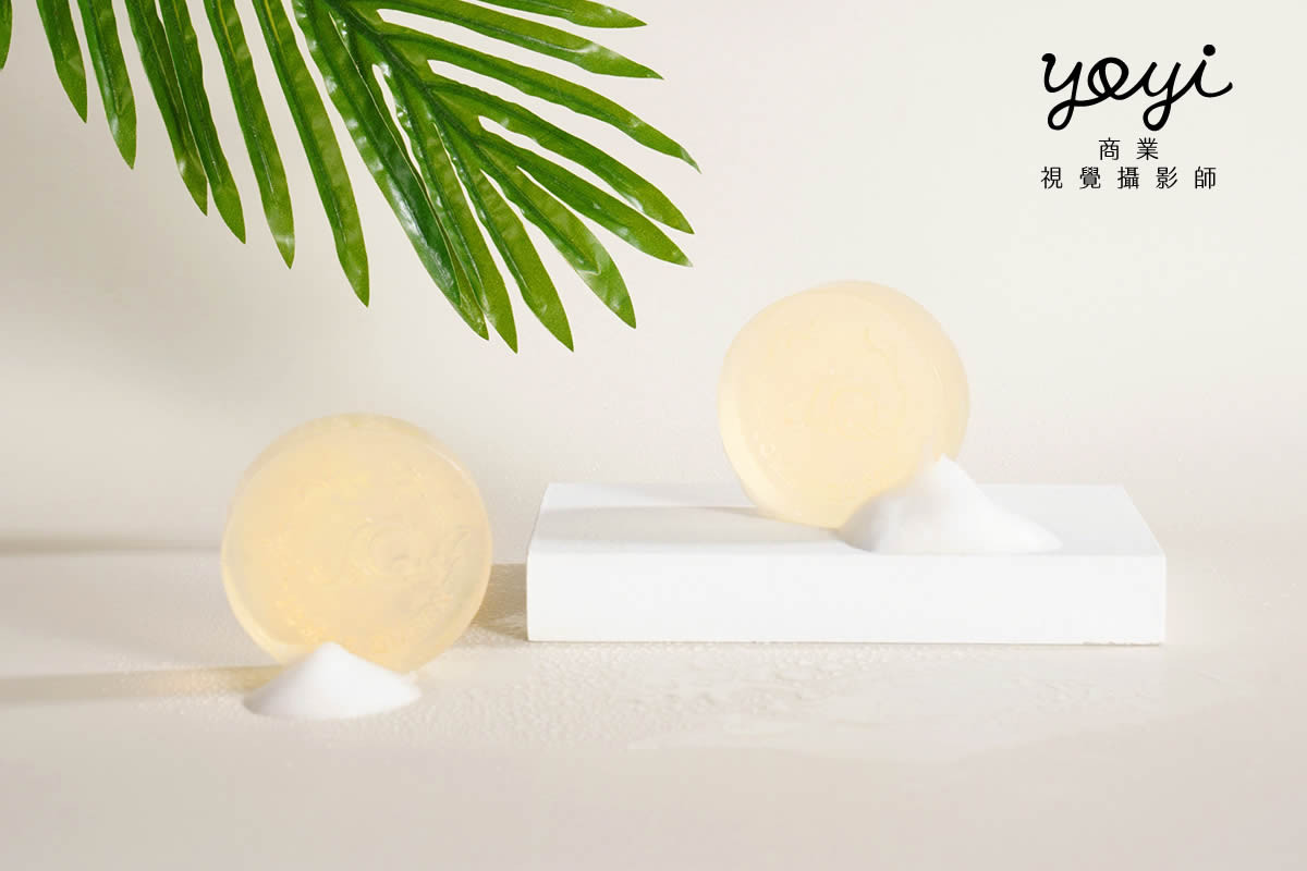 手工香皂攝影｜純白極簡保濕精華與石紋底座美感特寫攝影 25