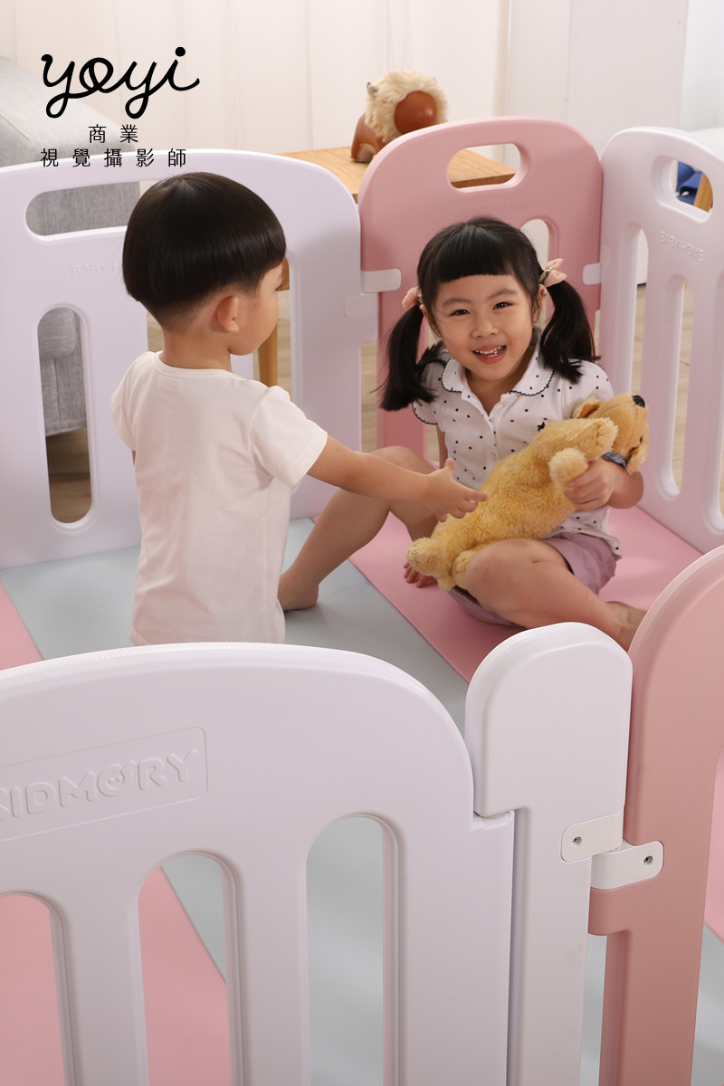 兒童用品攝影｜粉色安全護欄與幼兒居家生活情境攝影 23