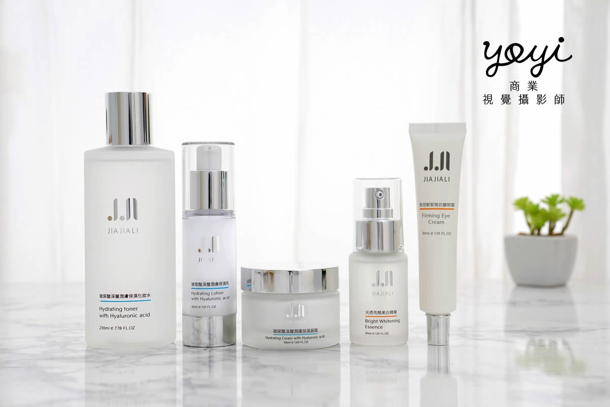 美妝保養品攝影｜白瓶保濕修護系列極簡純淨美感攝影 11