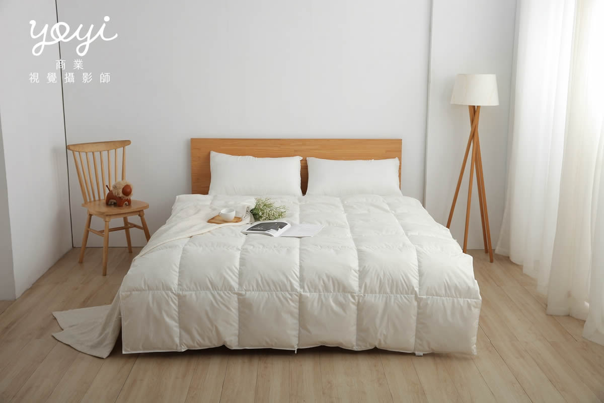 寢具商品攝影｜純白極簡質感枕頭與床組細節美感攝影 1