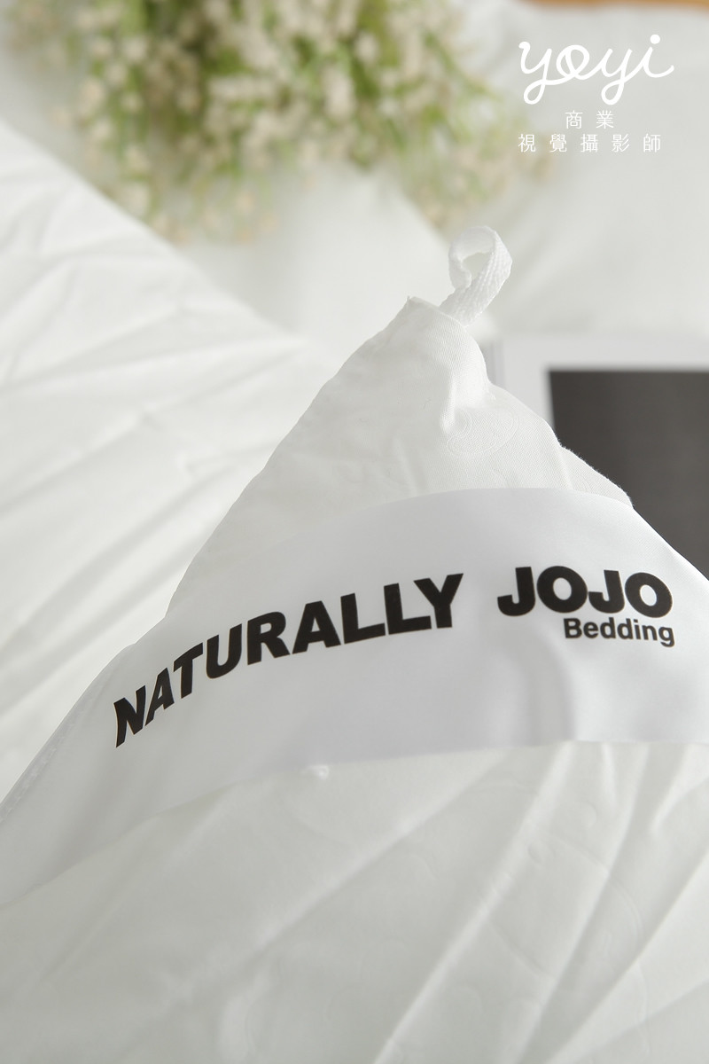 寢具商品攝影｜純白極簡質感枕頭與床組細節美感攝影 9