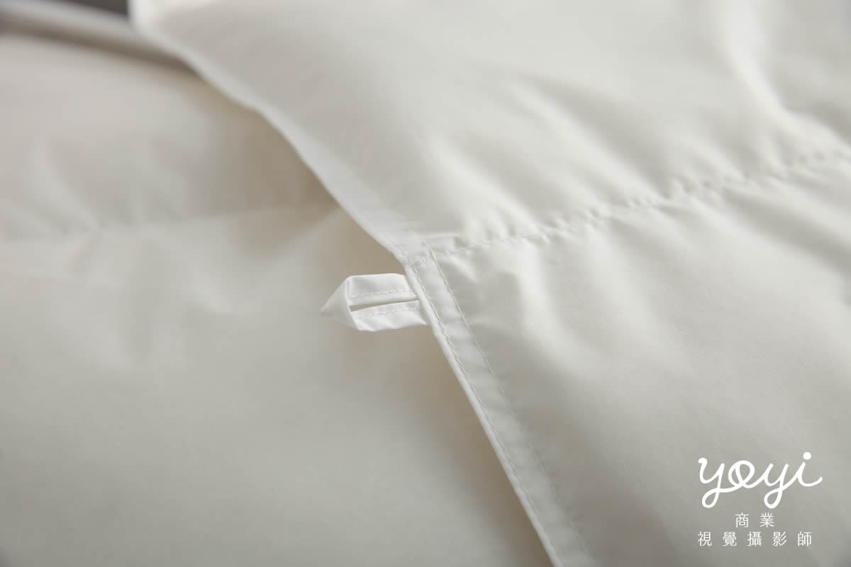 寢具商品攝影｜純白極簡質感枕頭與床組細節美感攝影 21