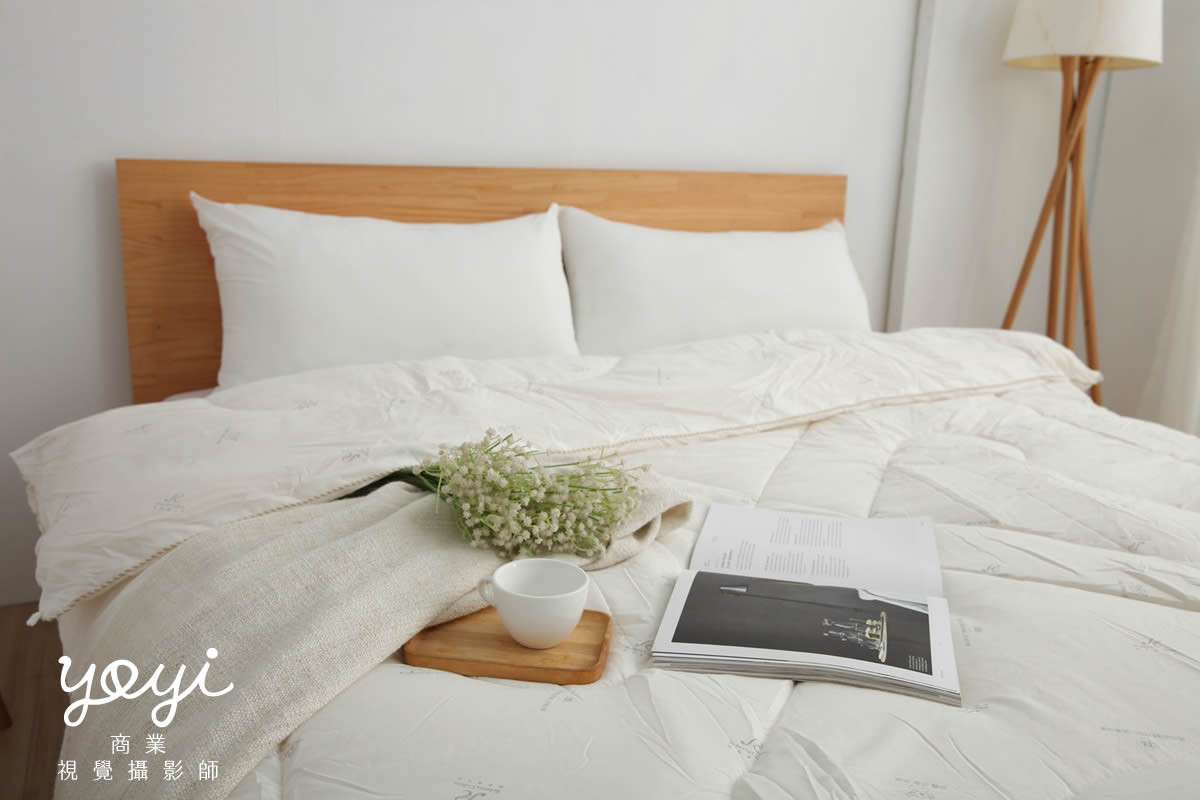 寢具商品攝影｜純白極簡質感枕頭與床組細節美感攝影 39
