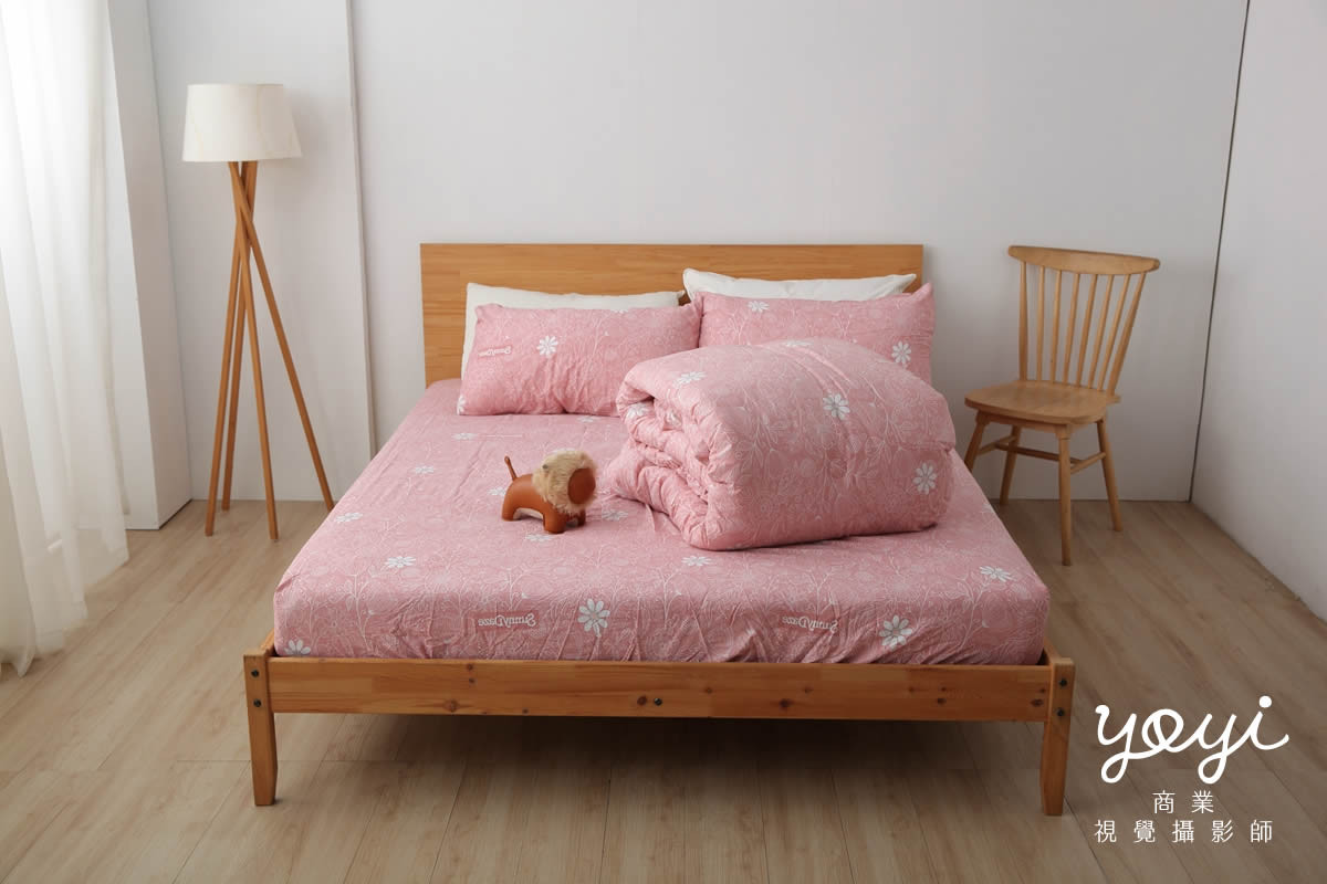 寢具商品攝影｜純白極簡質感枕頭與床組細節美感攝影 87