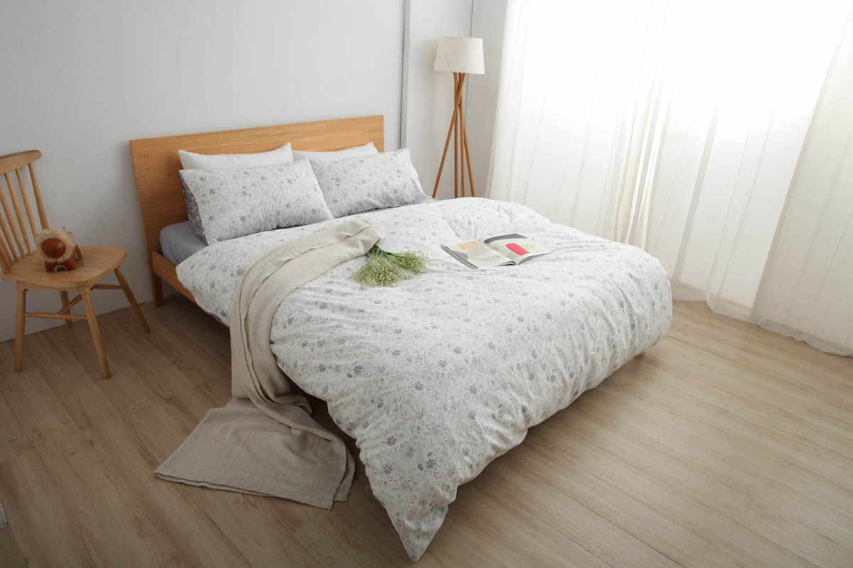 寢具商品攝影｜純白極簡質感枕頭與床組細節美感攝影 133