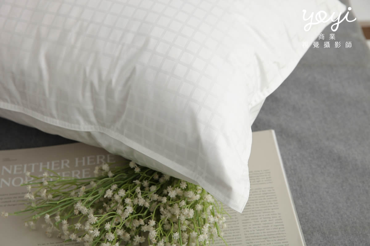 寢具商品攝影｜純白極簡質感枕頭與床組細節美感攝影 159