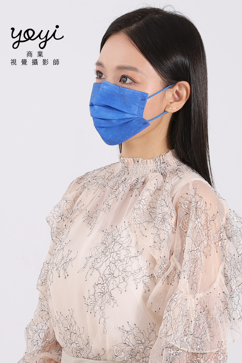 防疫用品攝影｜粉嫩色系機能口罩模特兒配戴與生活感攝影 33