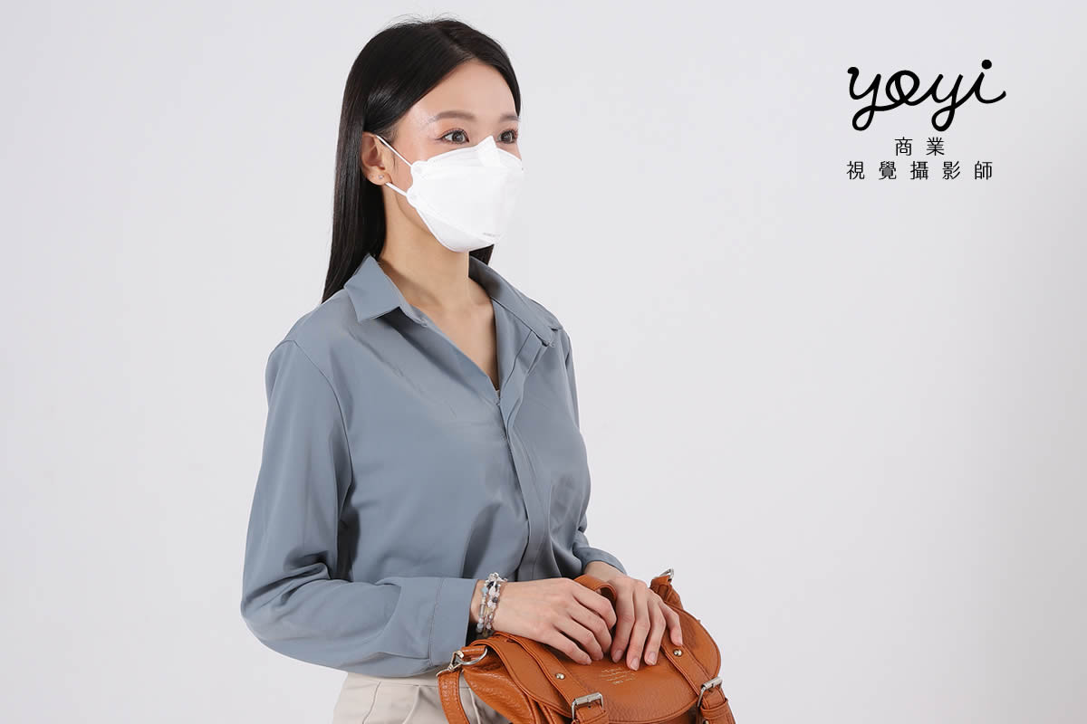 防疫用品攝影｜粉嫩色系機能口罩模特兒配戴與生活感攝影 39