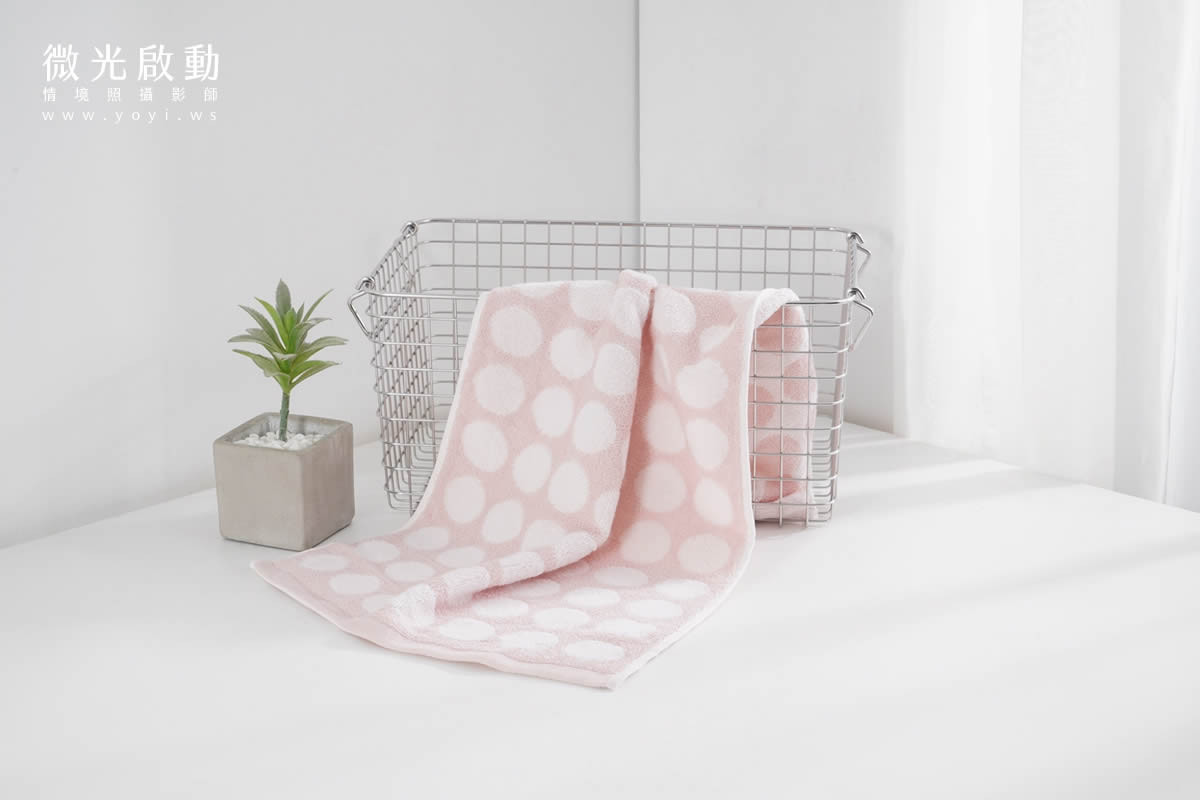 毛巾商品攝影｜純白極簡質感浴巾與生活美學情境攝影｜星紅 3