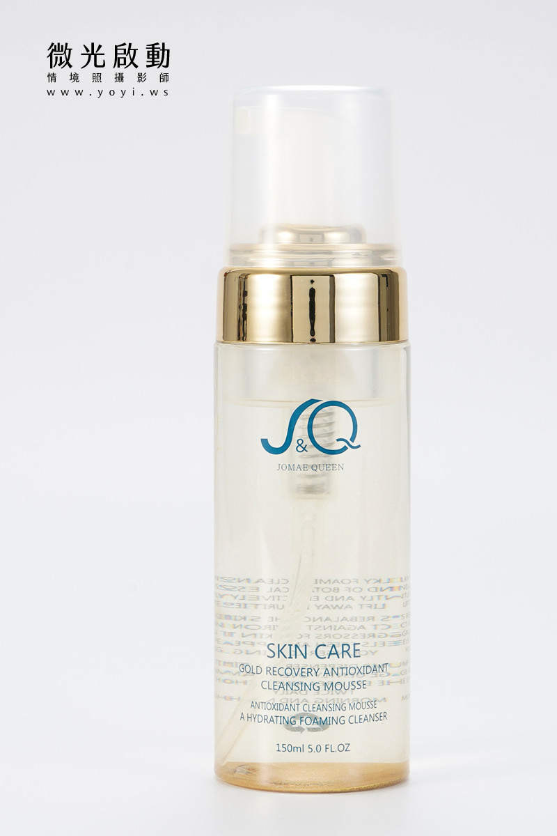 美妝保養品攝影｜純白噴霧保養品與保濕精華專業視覺攝影 3