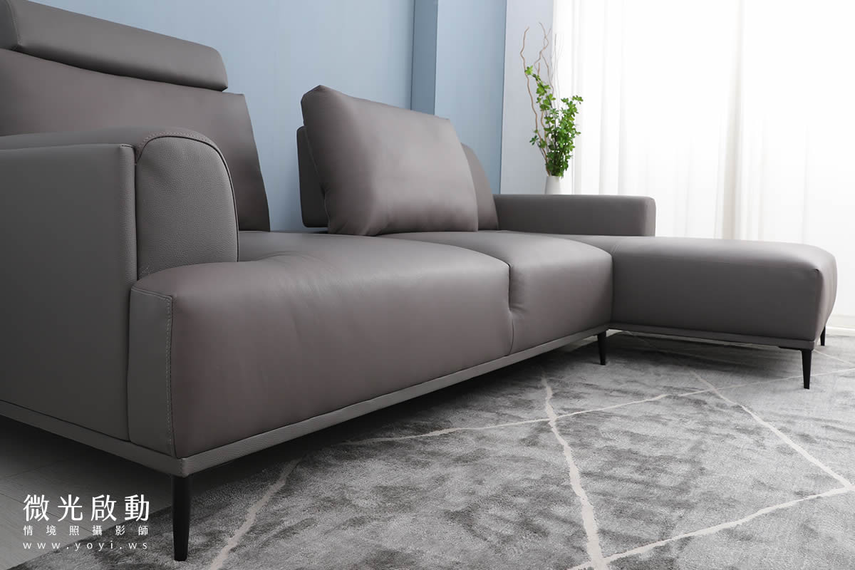 家具商品攝影｜現代簡約風灰色布沙發客廳居家情境攝影 9