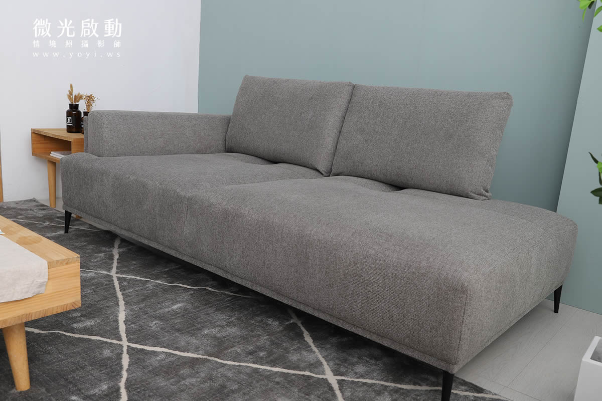 家具商品攝影｜現代簡約風灰色布沙發客廳居家情境攝影 19