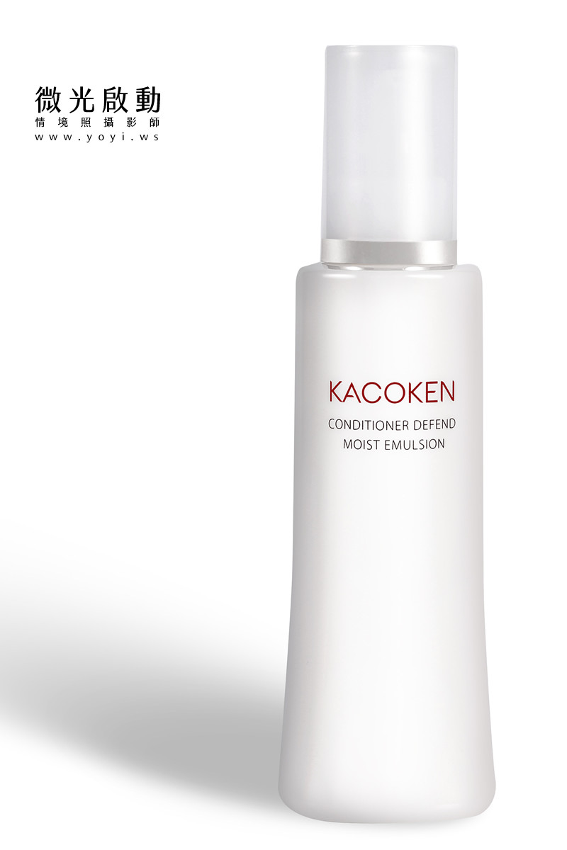 美妝保養品攝影｜棕色玻璃噴霧瓶與專業護膚產品細節攝影 9