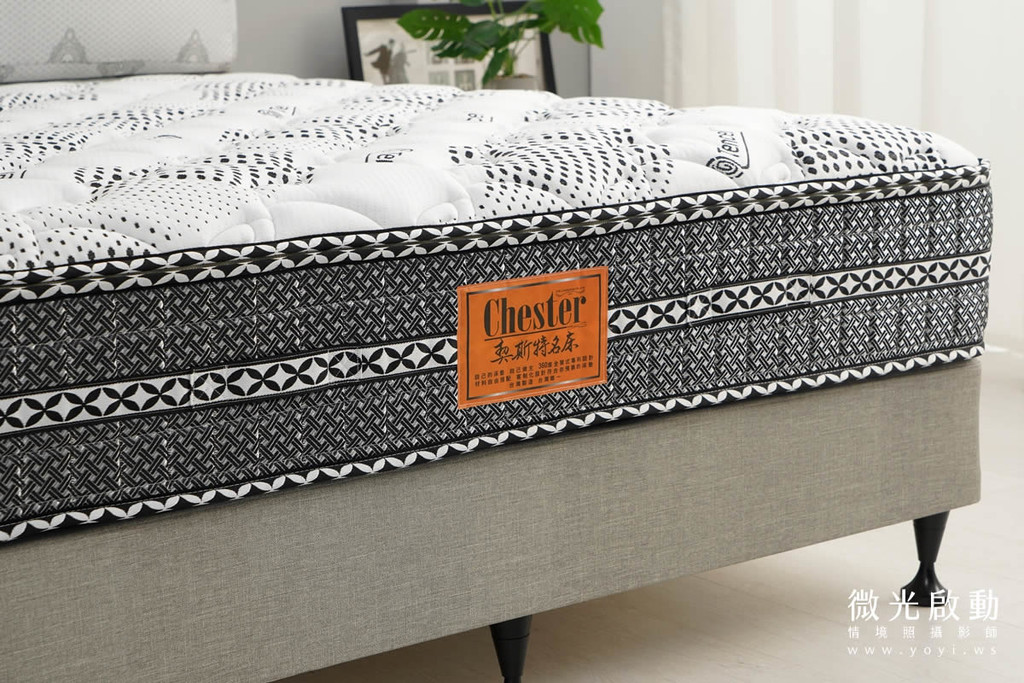 床墊商品攝影｜高質感灰色軟包床頭與機能床墊情境攝影 11