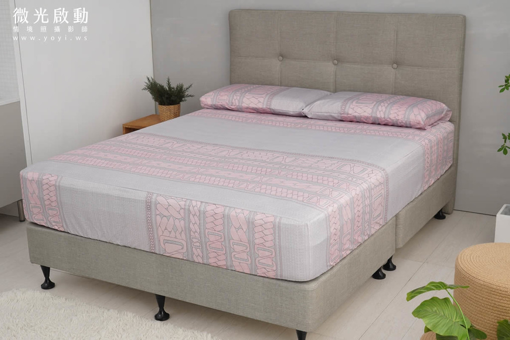 床墊商品攝影｜高質感灰色軟包床頭與機能床墊情境攝影 47