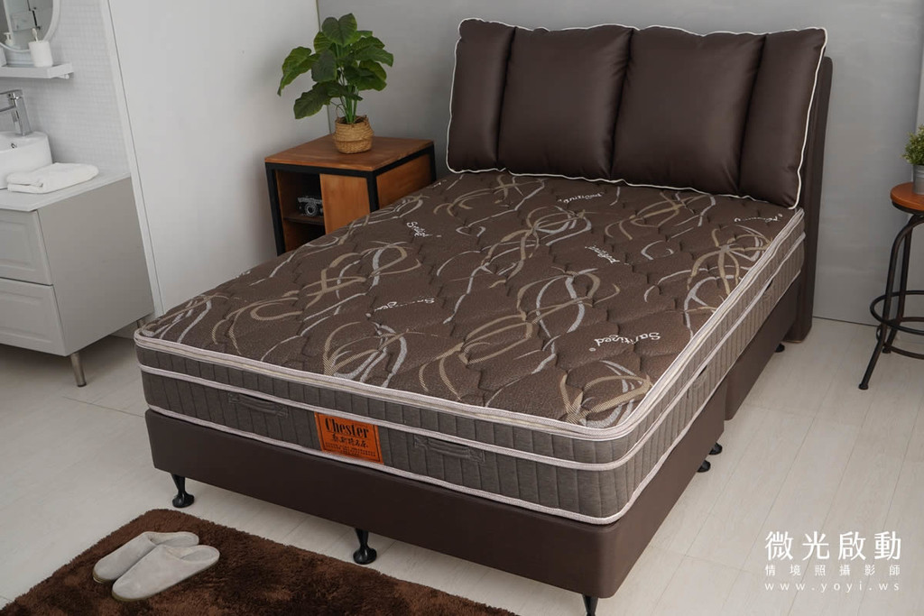 床墊商品攝影｜高質感灰色軟包床頭與機能床墊情境攝影 91