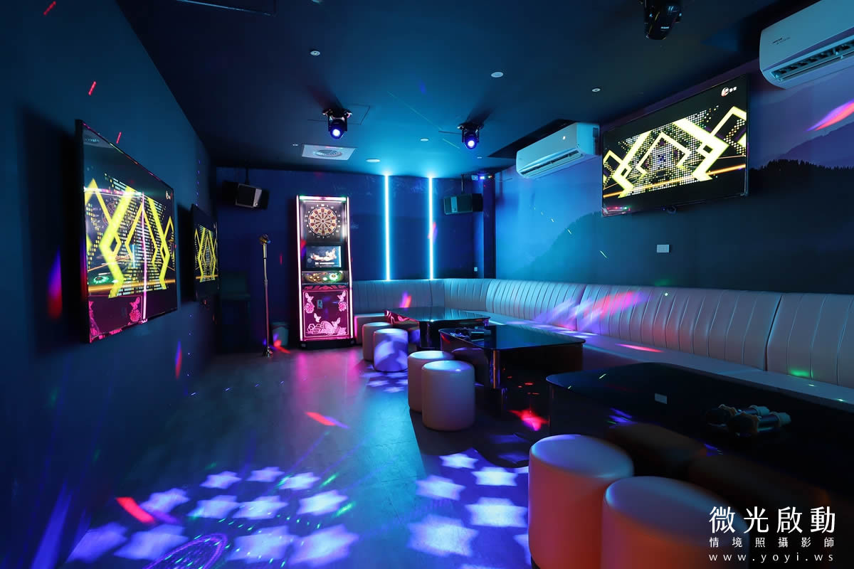 星球Party KTV空間攝影，迷幻燈光氛圍與包廂設計