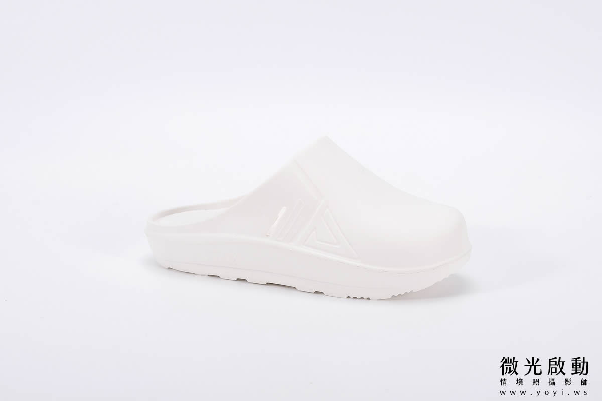 鞋款商品攝影｜休閒拖鞋與機能運動鞋實穿展示攝影 7