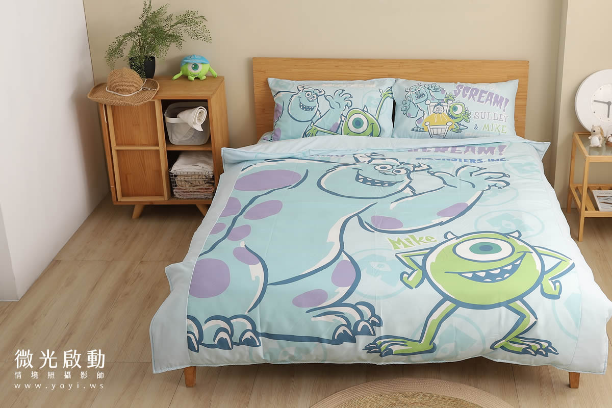 寢具商品攝影｜藍色系植卉圖騰雙人床包居家情境攝影 7