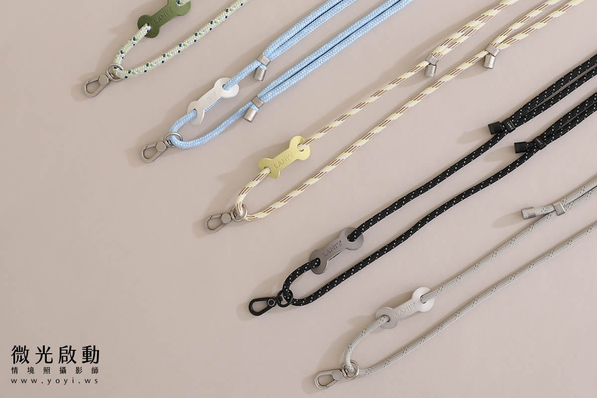 手機殼攝影｜粉藍色質感手機殼模特兒手持情境攝影 3