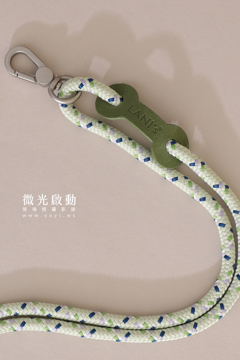 手機殼攝影｜粉藍色質感手機殼模特兒手持情境攝影 39