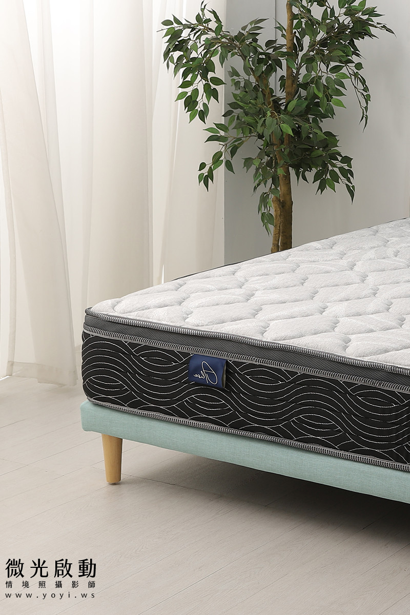 床墊家具攝影｜樂萌寶舒適床墊與床組男女情侶居家情境攝影｜樂萌寶 11