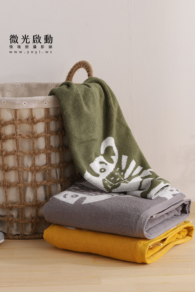 毛巾商品攝影｜親膚質感粉色浴巾模特兒親密互動攝影 1