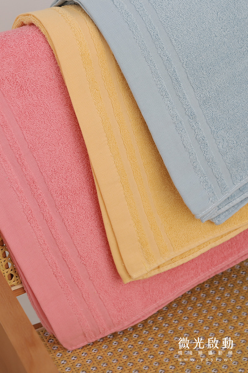 毛巾商品攝影｜親膚質感粉色浴巾模特兒親密互動攝影 35