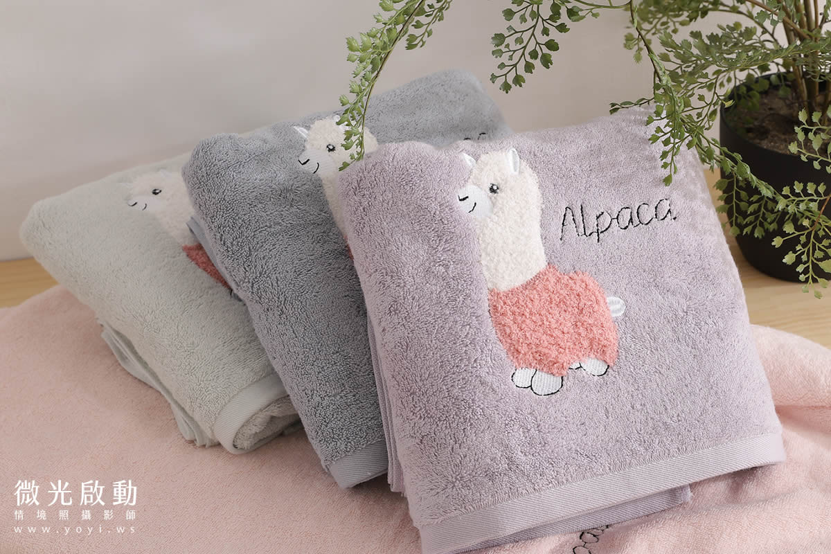 毛巾商品攝影｜親膚質感粉色浴巾模特兒親密互動攝影 37