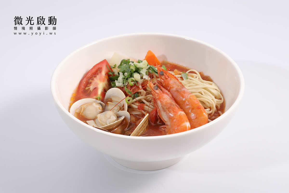 美食商品攝影｜招牌牛肉麵豐富層次美味情境攝影｜握川福 1