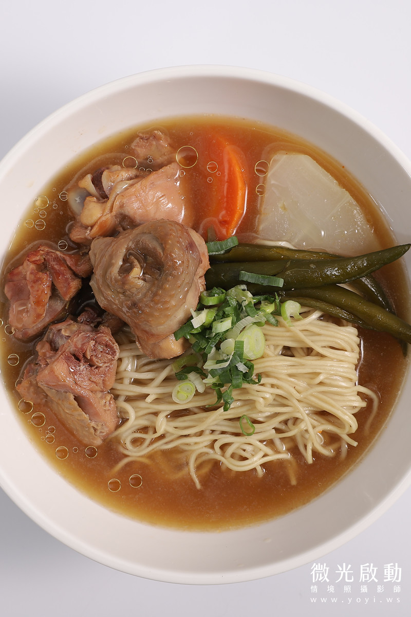 美食商品攝影｜招牌牛肉麵豐富層次美味情境攝影｜握川福 15