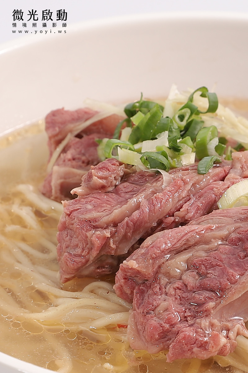 美食商品攝影｜招牌牛肉麵豐富層次美味情境攝影｜握川福 27
