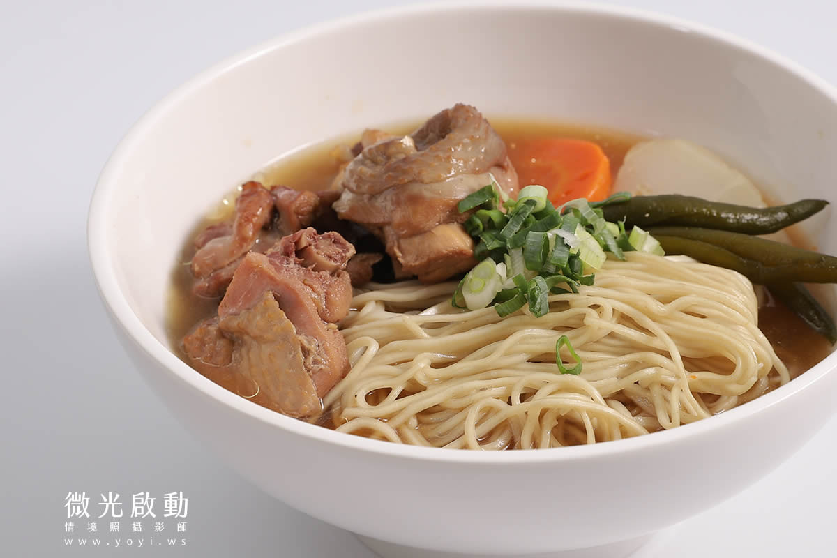 美食商品攝影｜招牌牛肉麵豐富層次美味情境攝影｜握川福 29