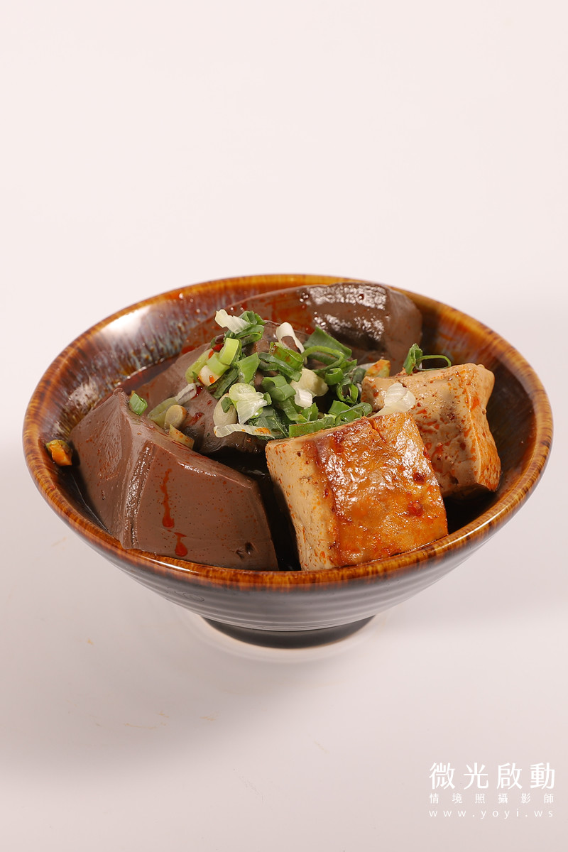 美食商品攝影｜招牌牛肉麵豐富層次美味情境攝影｜握川福 43