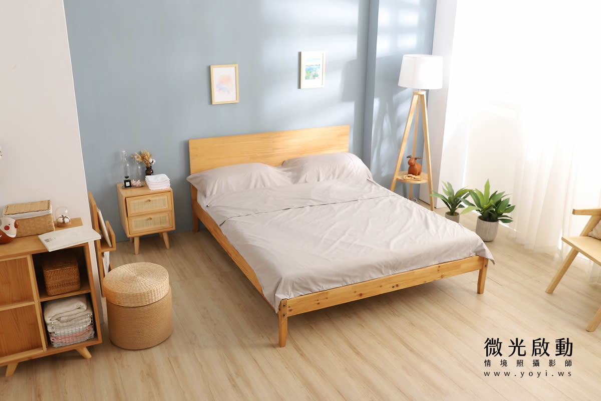 寢具商品攝影｜沉穩灰調雙人床包模特兒熟睡情境攝影 9