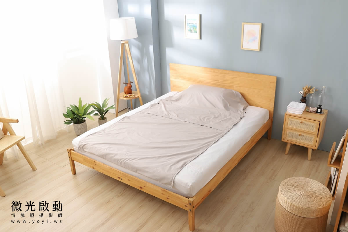 寢具商品攝影｜沉穩灰調雙人床包模特兒熟睡情境攝影 59