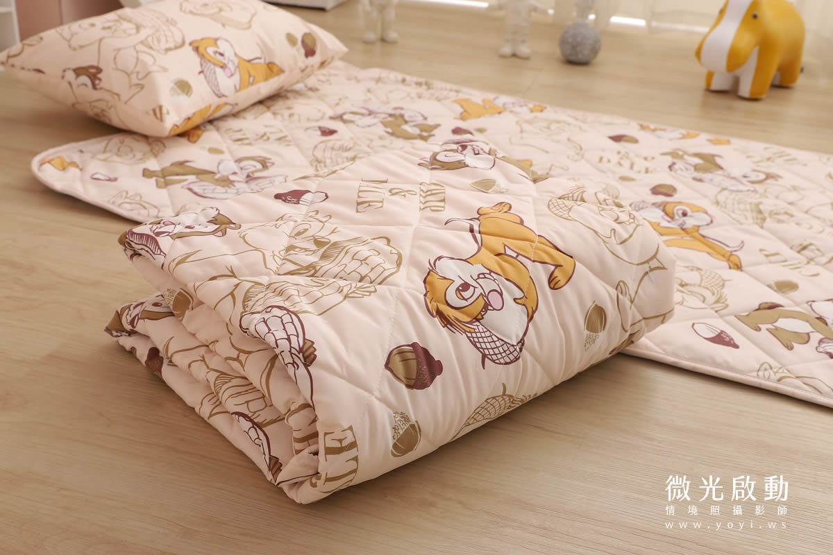 兒童寢具攝影｜童趣卡通圖騰睡袋兒童熟睡情境攝影｜冠益 7