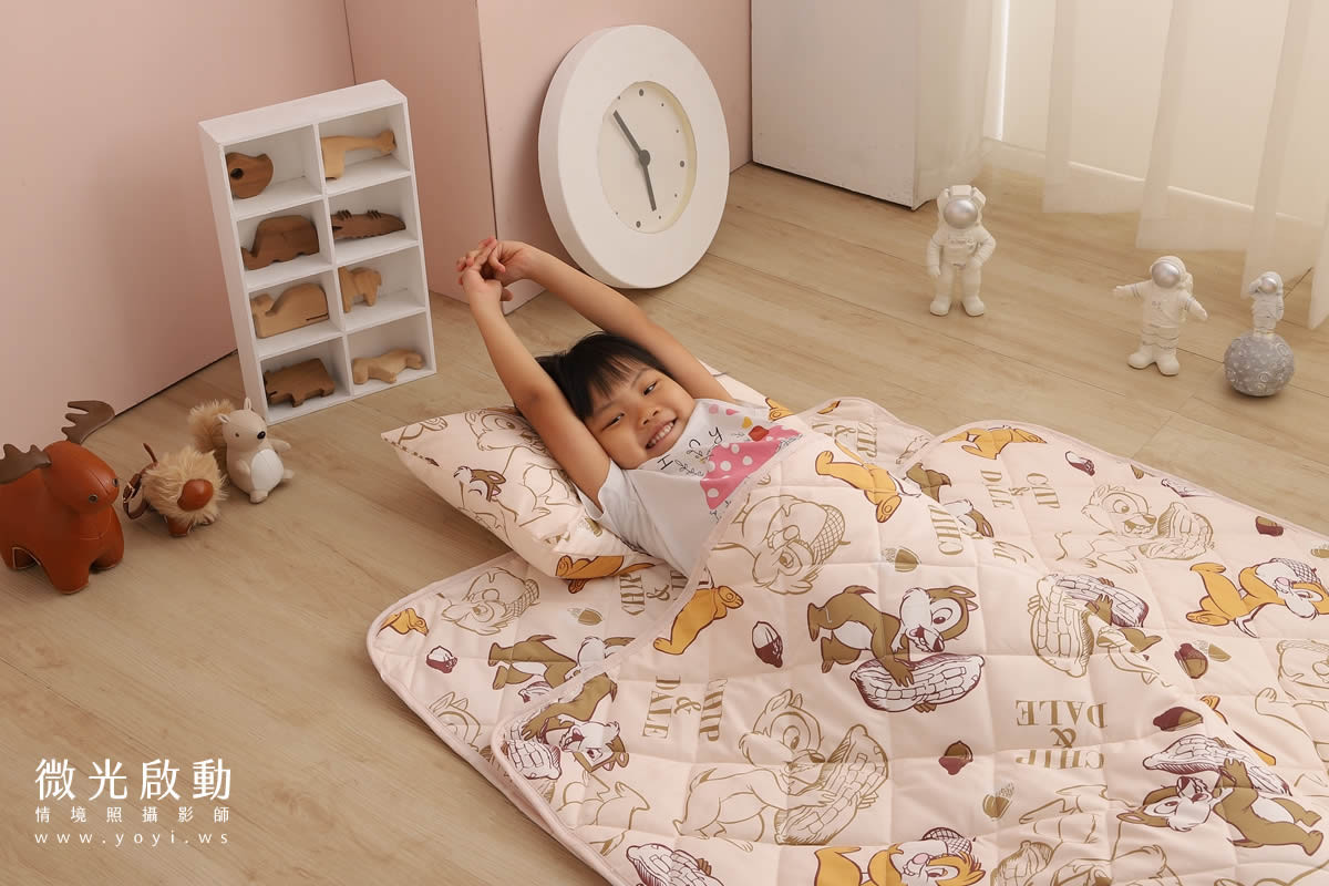 兒童寢具攝影｜童趣卡通圖騰睡袋兒童熟睡情境攝影｜冠益 75